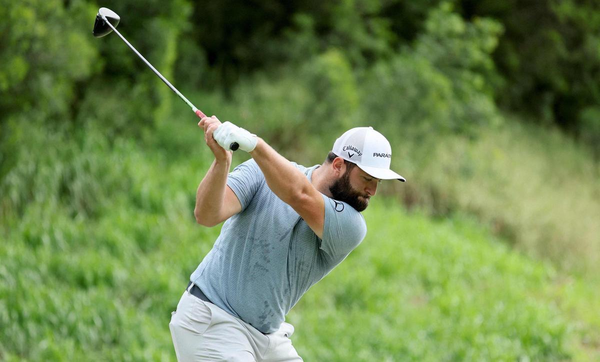 Jon Rahm, entrenando en el recorrido de Kapalua para el torneo en Hawai