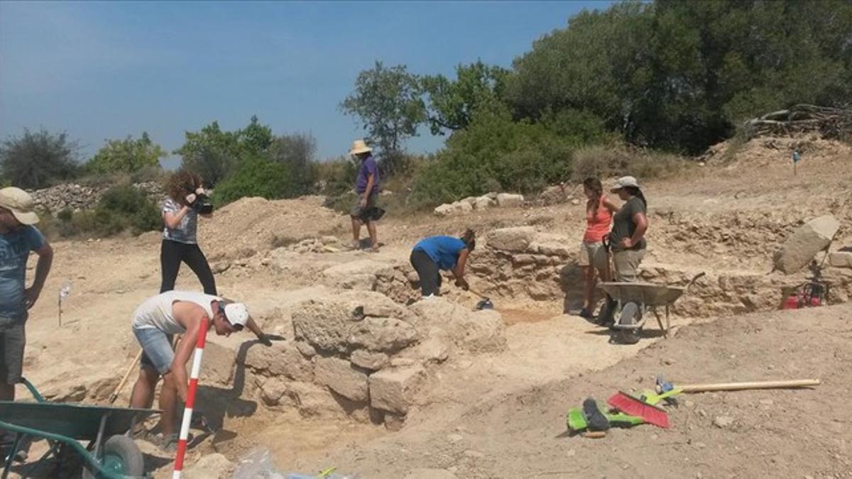 Yacimiento de fortificacion romana encontrada por el Icac en la secuita Tarragona