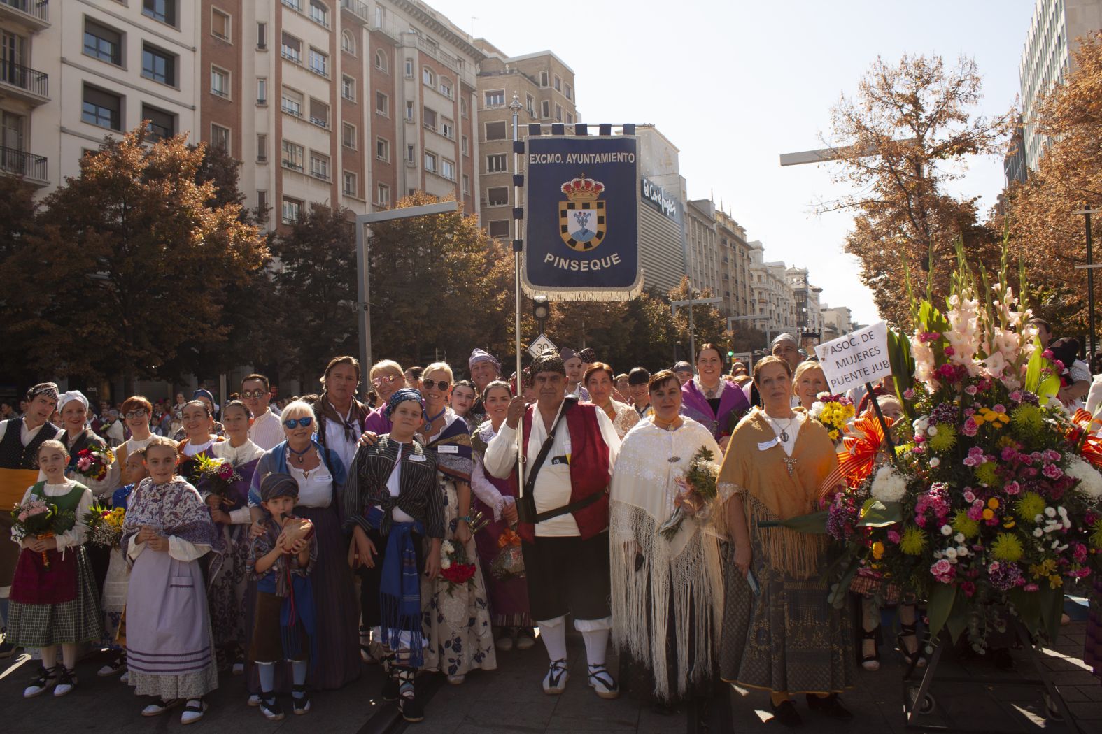 Ayuntamiento de Pinseque.jpg