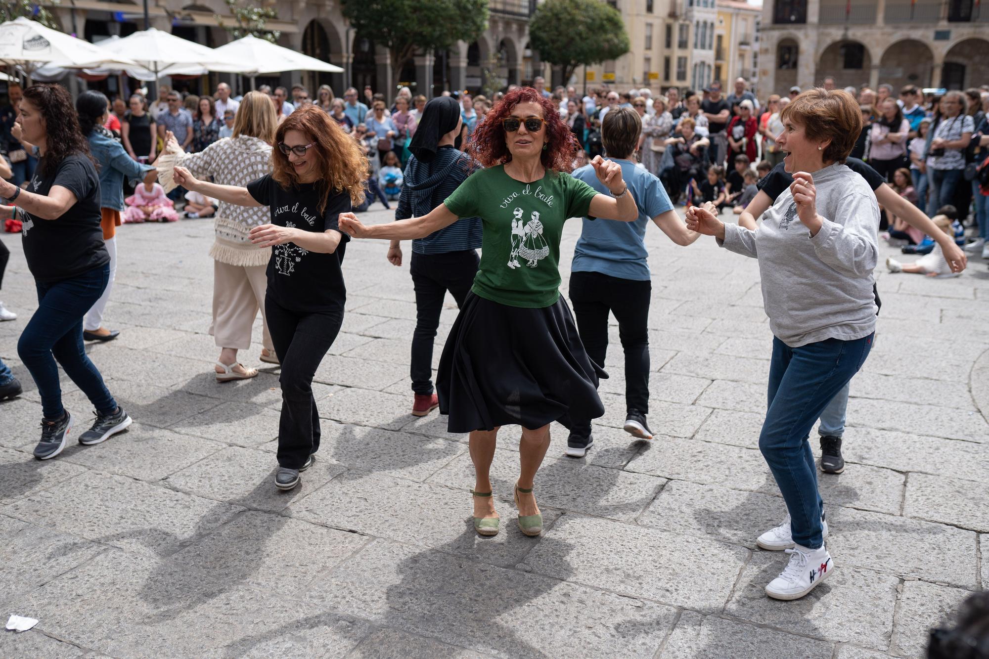 GALERÍA | La celebración del Día de la Danza, en imágenes