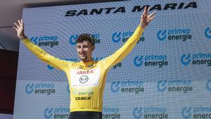 Kvin Vauquelin mantiene el liderato de la clasificacin general del Tour de Suiza 2025 tras la etapa 6
