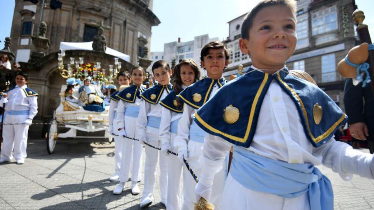 Pontevedra abre las fiestas con la invitación a “gozar dunha cidade coñecida pola boa xente”