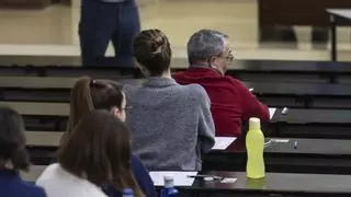 La Junta de Extremadura convocará nuevas oposiciones de personal laboral y funcionario antes de julio de 2025