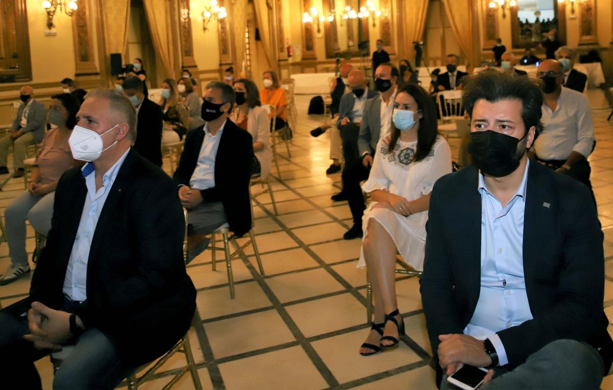 Asistentes al acto de presentación del Anuario Agroalimentario Asistentes al acto de presentación del Anuario Agroalimentario