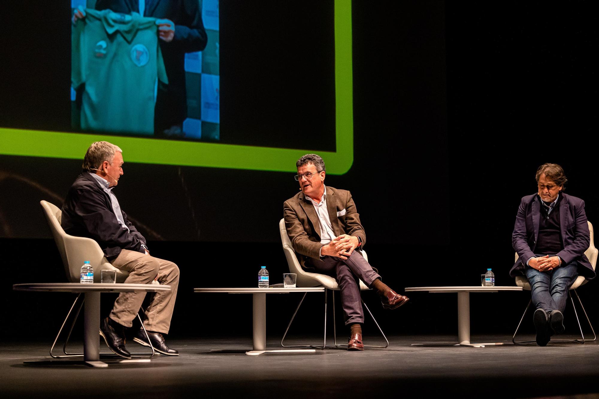 Charla con el exseleccionador Javier Clemente en el Foro Deportivo «Campo a Campo»