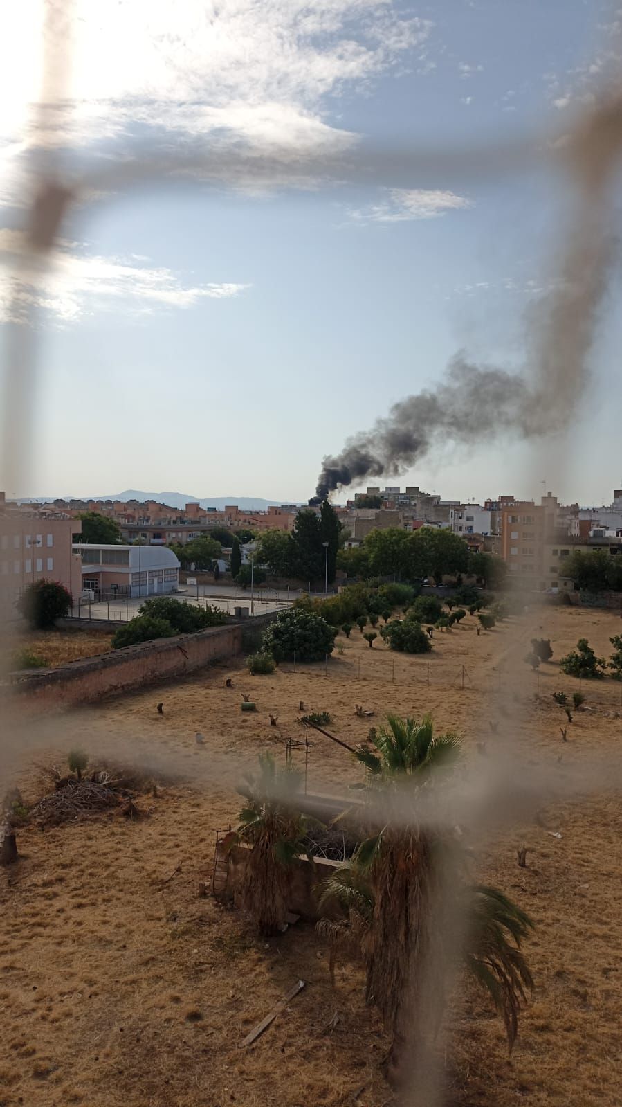 Alarma en Son Gotleu por un incendio en un edificio