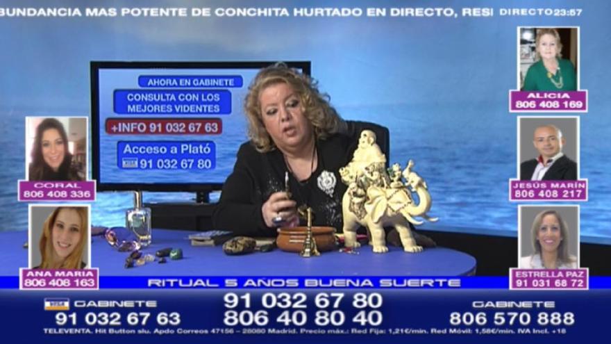 La vidente Conchita Hurtado, en una emisión de TarotVision.