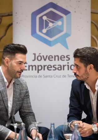 El alcalde de La Laguna con Jóvenes Empresarios