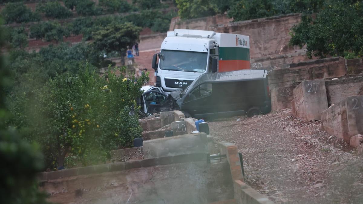 Las imágenes de la tragedia en Benifairó de les Valls, donde han fallecido tres temporeros