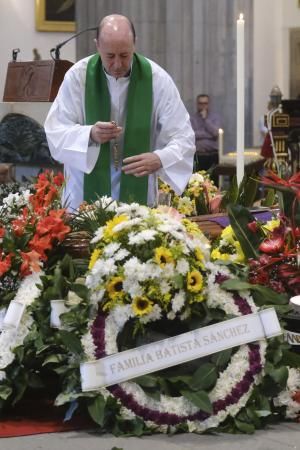 Misa funeral al padre Pedro Fuertes