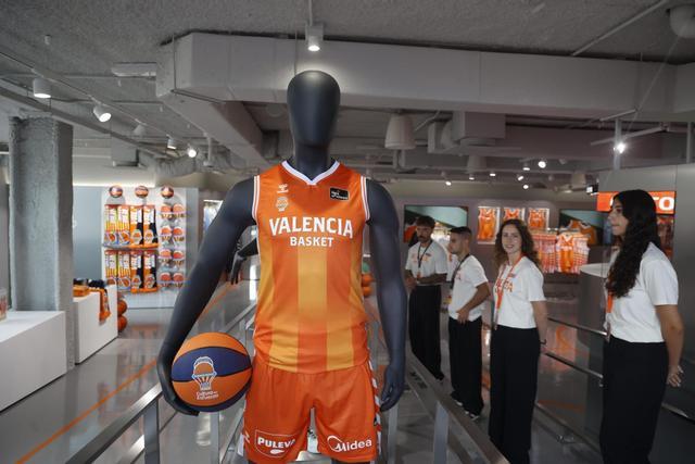 TIENDA VALENCIA BASKET ROIG ARENA La nueva tienda del Valencia