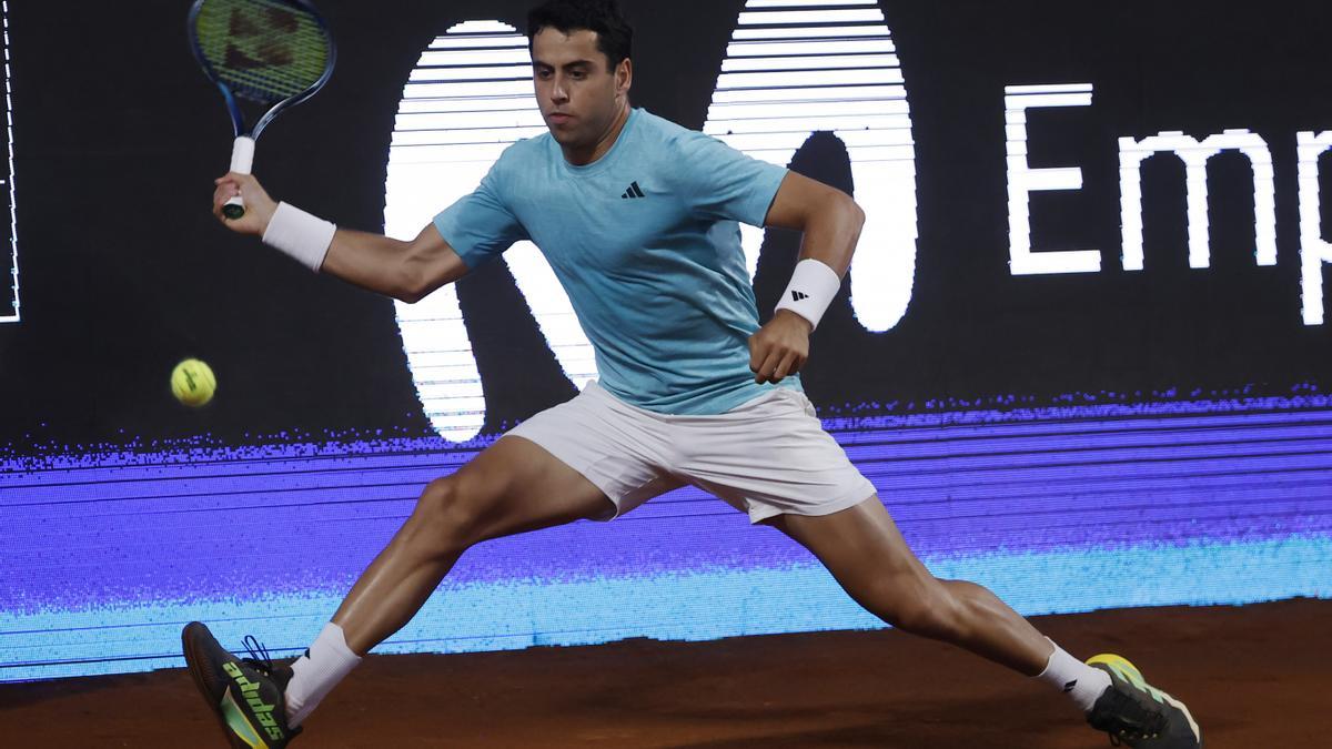 Tenis. ATP | Jaume Munar cede ante Nicolás Jarry en las semifinales del  torneo de Santiago de Chile