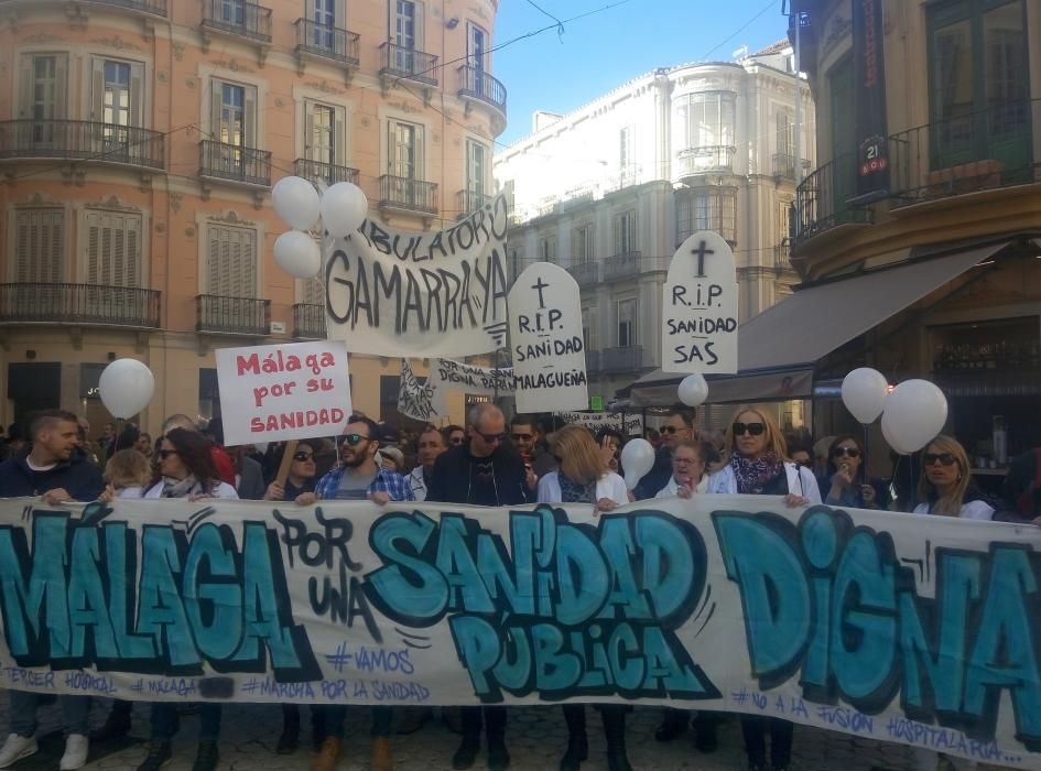 La marcha en su desarrollo por las calles de la ...