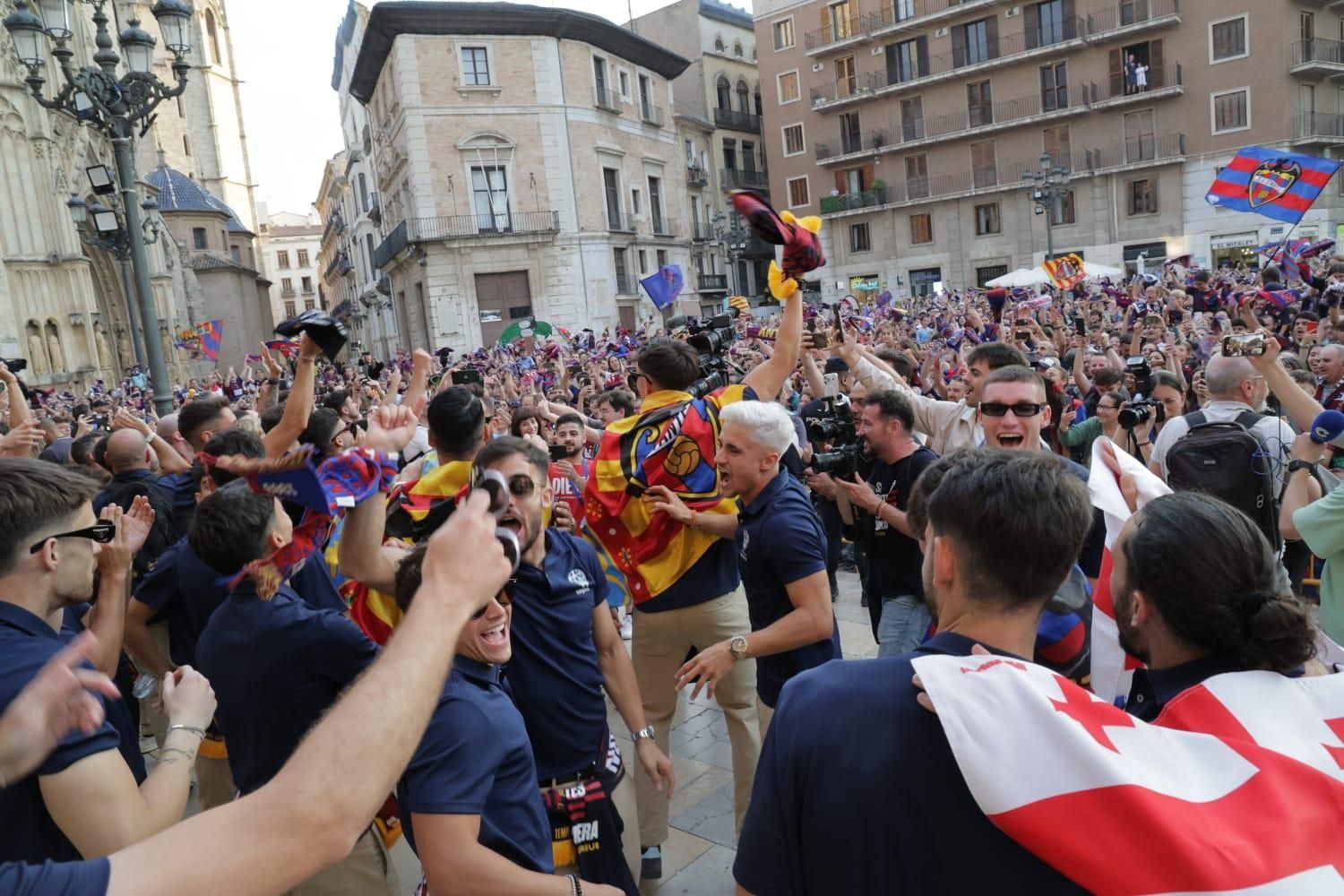 La celebración del ascenso del Levante UD, en imágenes