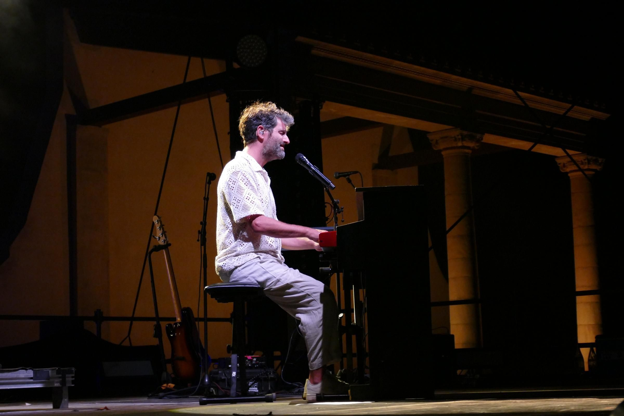 Concert de Joan Dausà al Festival Portalblau de l'Escala