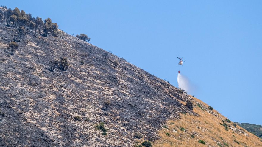 Estabilizado el incendio entre Ibi y Alcoy tras quemar un 5 % de la Font Roja
