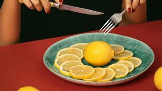 Todo lo que tienes que saber sobre la dieta del limón, el régimen de moda para perder peso