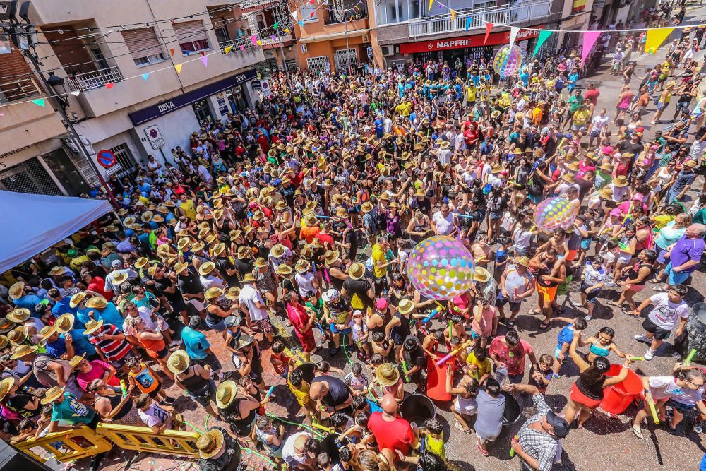 Chupinazo de las fiestas en Rojales