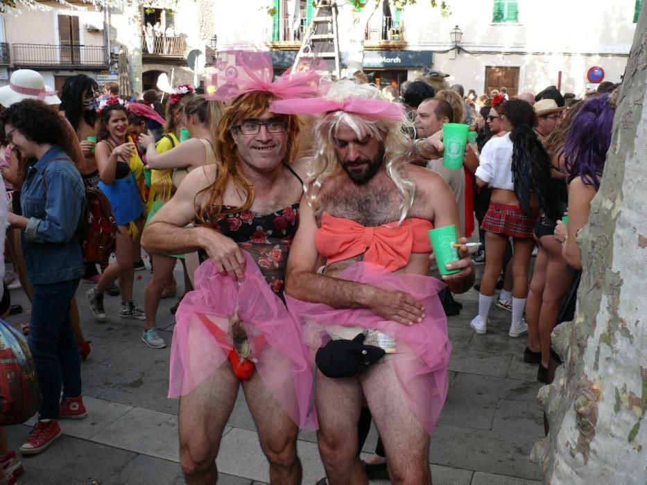 Trotz Schmuddelwetter haben am Samstag (16.9.) wieder mehr als tausend Personen an der "Correguda en roba interior" in Bunyola teilgenommen.