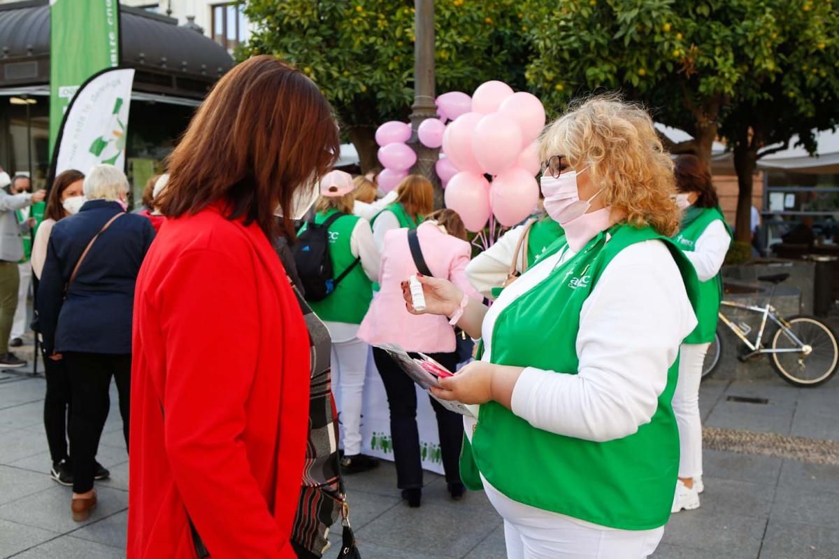 'Calvas y bellas', una invitación a mirar al cáncer a los ojos