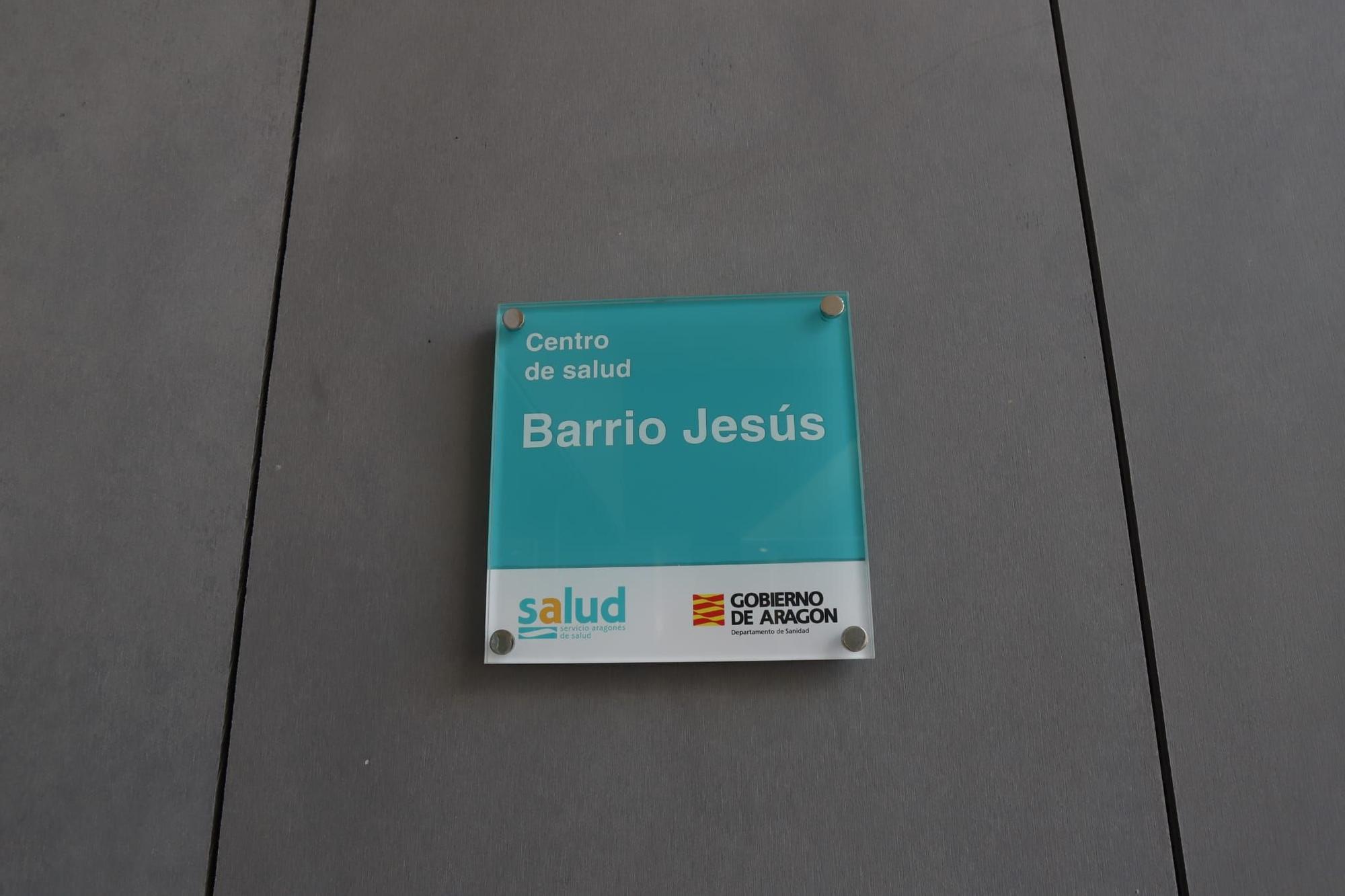 Visita de Lambán y Repollés al nuevo centro de salud del Barrio Jesús de Zaragoza