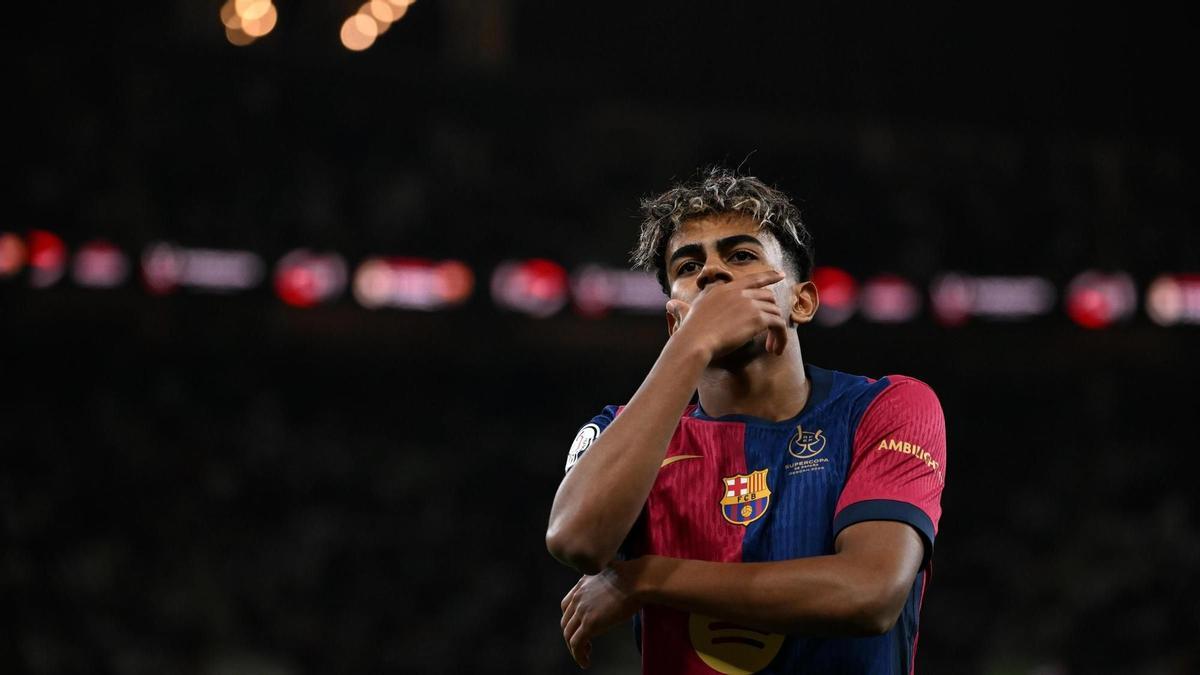 Lamine Yamal celebra el 1-1 del Barça al Madrid en la final de la Supercopa de Yeda.