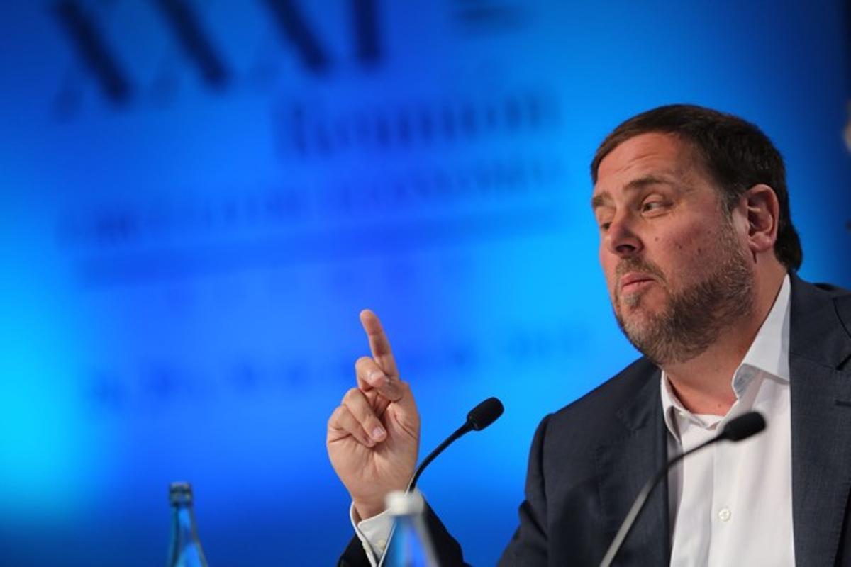 Oriol Junqueras, durant una conferència al Cercle d’Economia, a Sitges, el 30 de maig. Oriol Junqueras, durant una conferència al Cercle d’Economia, a Sitges, el 30 de maig.