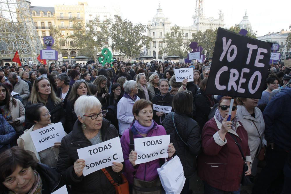 Protesta en València contra la "justicia machista"