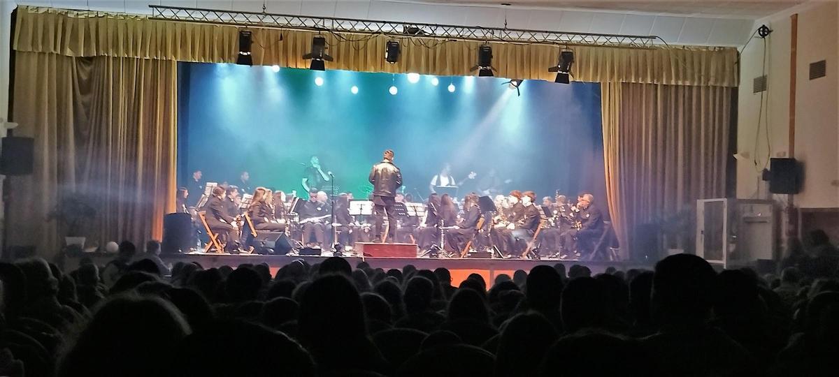 La Unión Musical MOCA volvió a colgar el cartel de ‘No hay billetes’