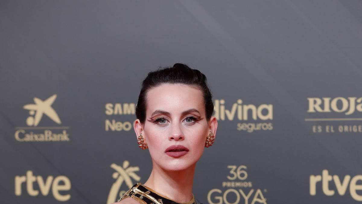 Milena Smit en los Premios Goya