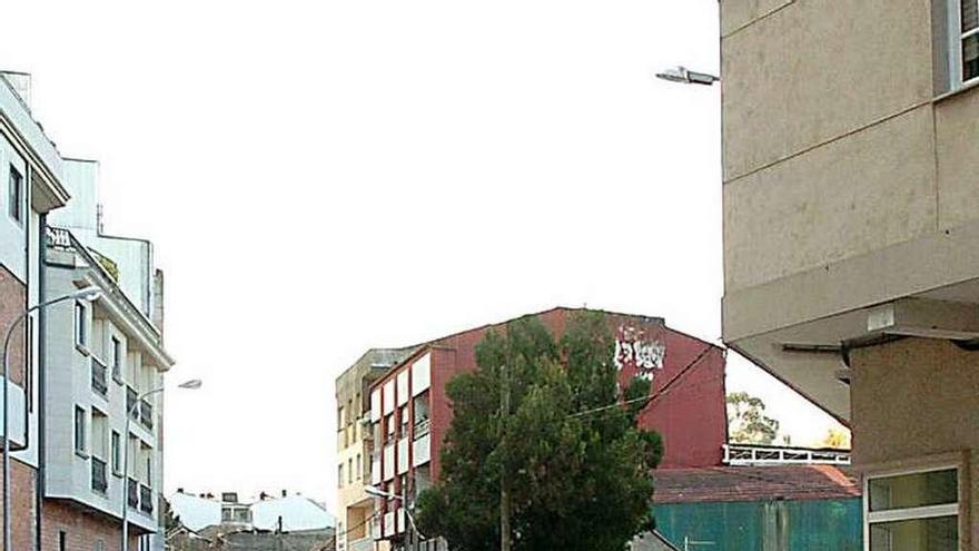 Rúa do Gorgullón, cuya reforma se financia con el DUSI. // G. S.