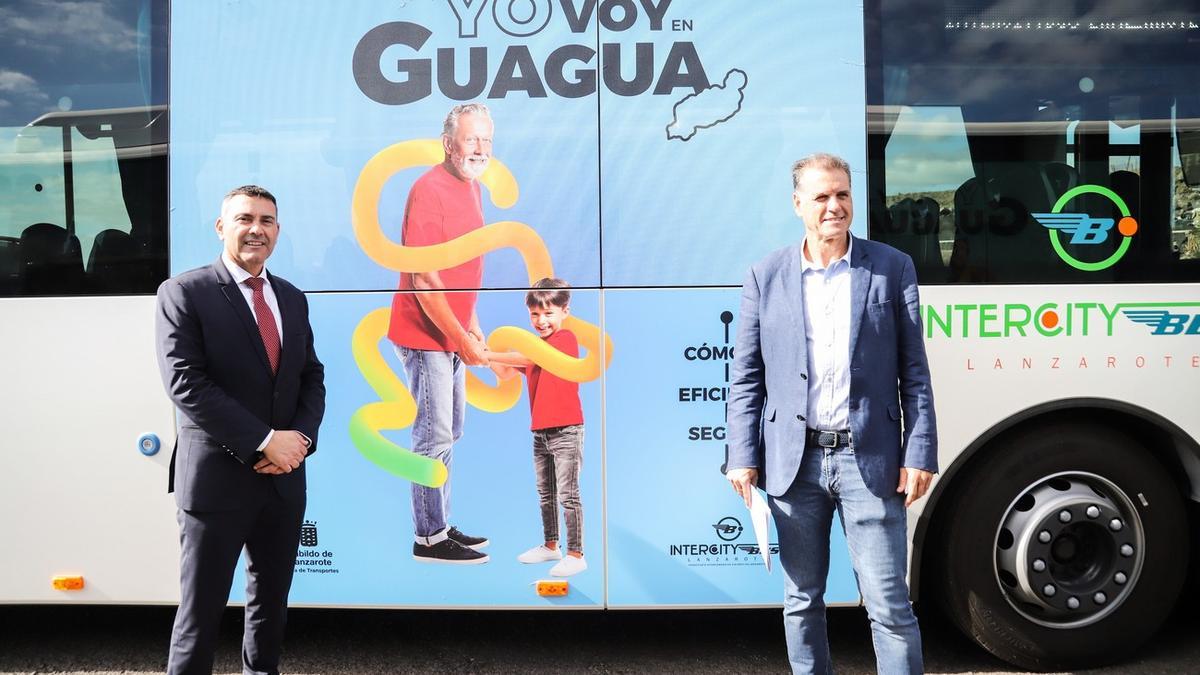 El Cabildo de Lanzarote pondrá en marcha un servicio de taxi-guagua para las localidades del norte de la isla.