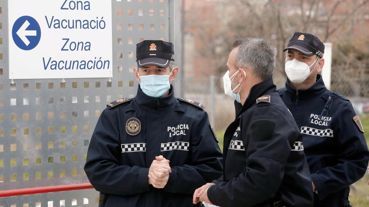 Empieza la vacunación de policías y guardias civiles