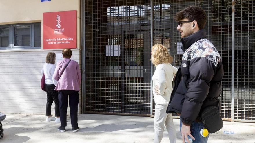 Los centros de salud cierran este Jueves Santo en Alicante al ser festivo sanitario