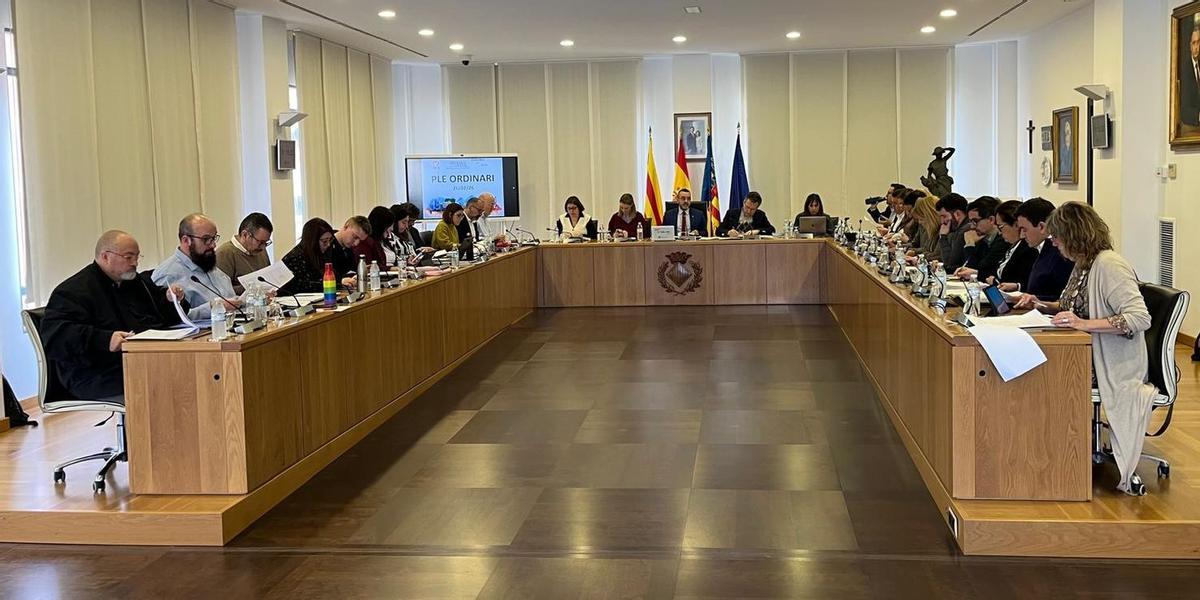 Imagen del pleno o4rdinario celebrado este jueven por la corporación municipal de Vila-real.