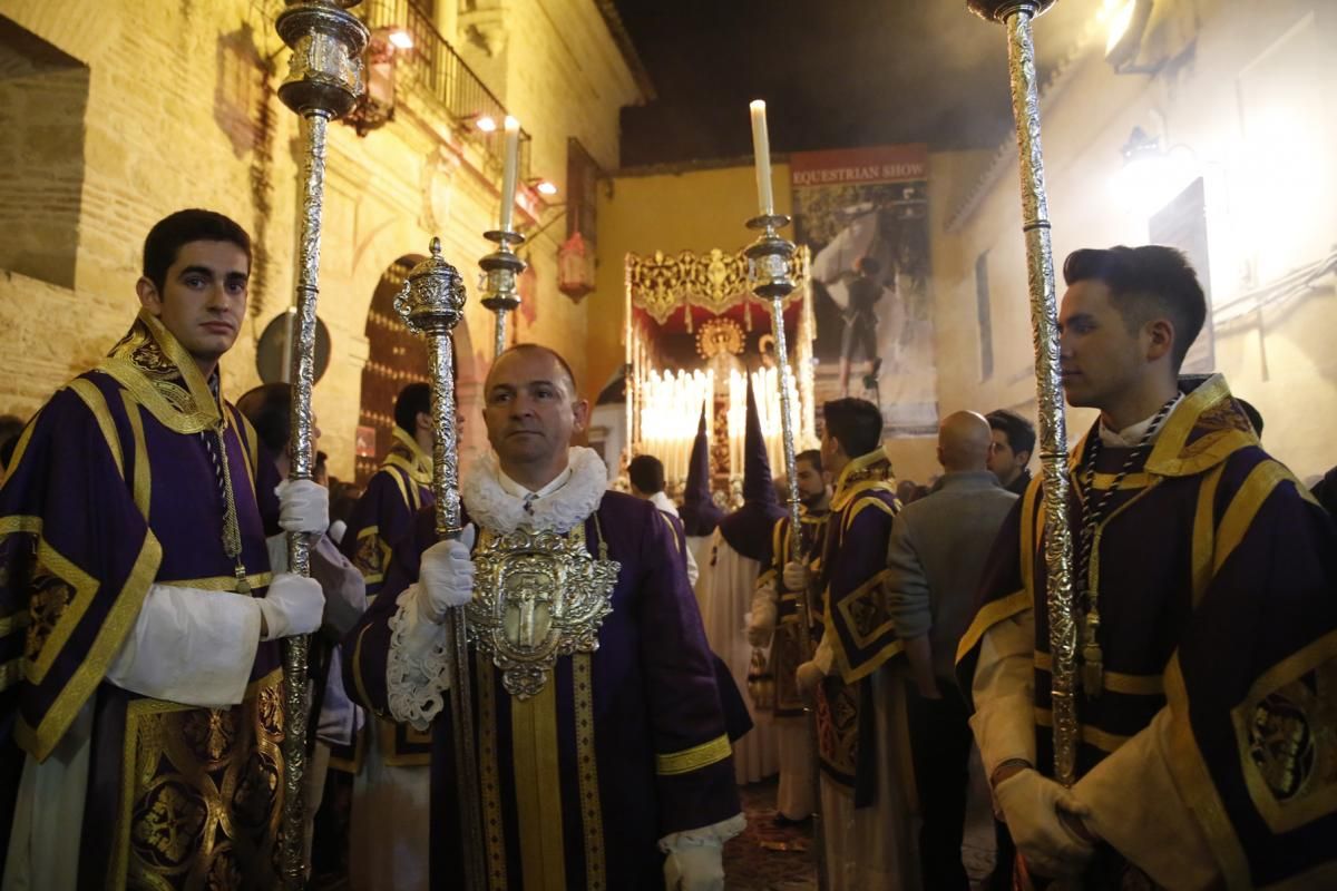 El Alcázar Viejo camina por Córdoba con la hermandad de Pasión