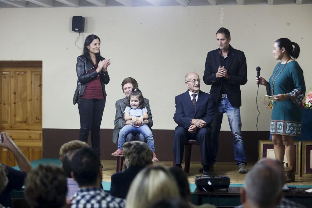 Homenaje a los abuelos de Pillarno