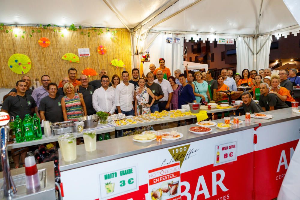 Inauguración de la feria de fiestas en la plaza Mayor