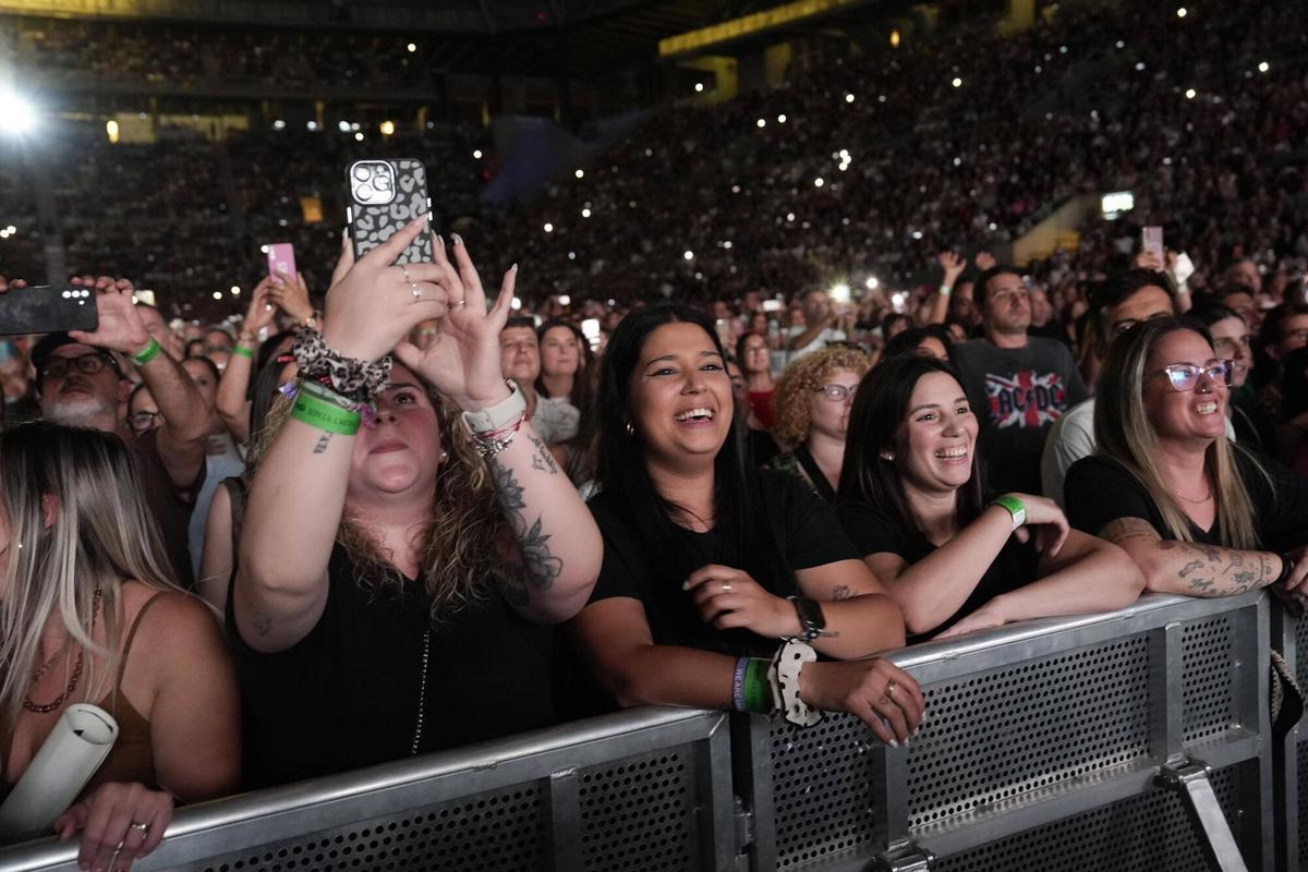 Manuel Carrasco toca en el Palau Sant Jordi dentro de su gira Salvaje