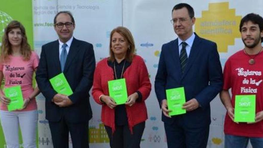 Participantes en la presentación de la Semana de la ciencia.