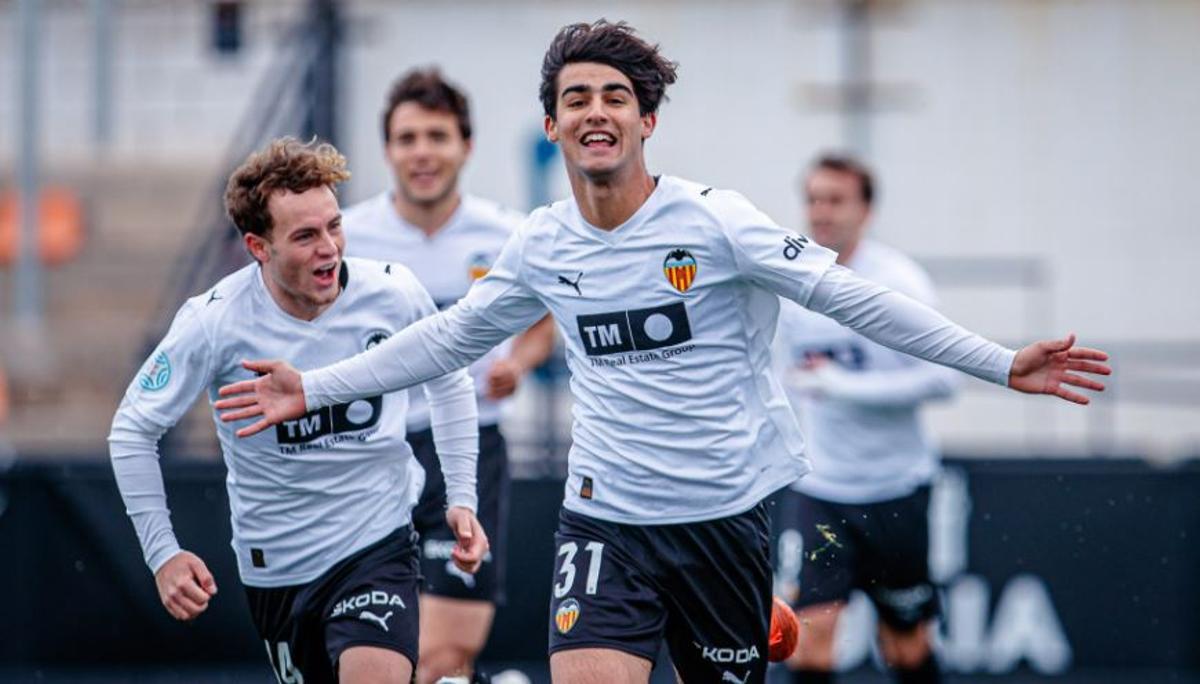 Rodrigo Gamon celebrando un gol