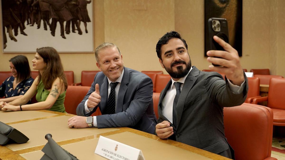 ELECCIONES ANDALUZAS | Los 100.000 votos antisistema de Alvise sin representación en Andalucía y su ciclo electoral en blanco