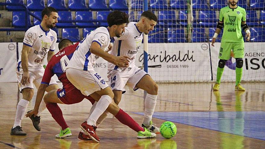 Los alzireños ya vencieron a los ilicitanos en la primera vuelta. | RAÜL AMAT