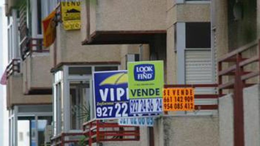 La vivienda cae a precios del 2005 en Cáceres