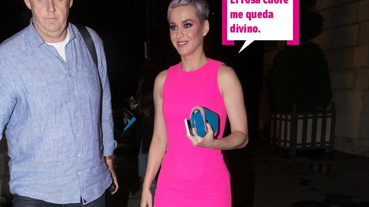 A Katy Perry le flipa el color rosa