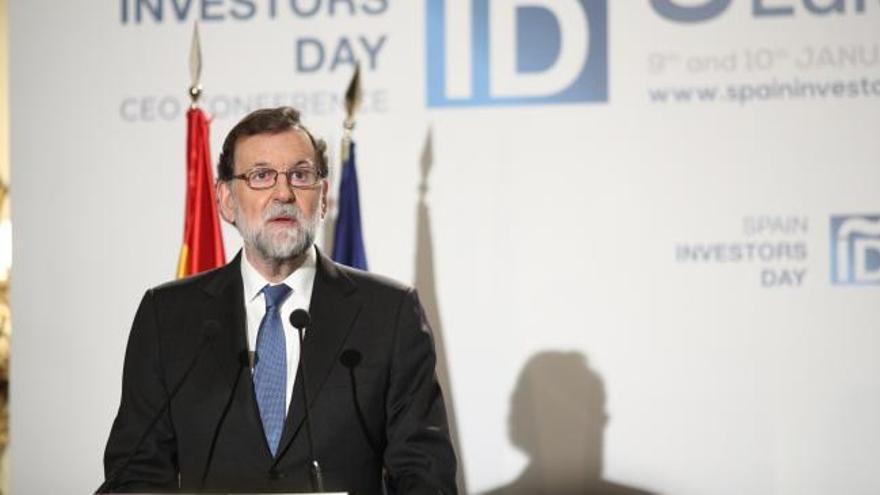 Rajoy apunta a Cataluña como la "única sombra" para la economía