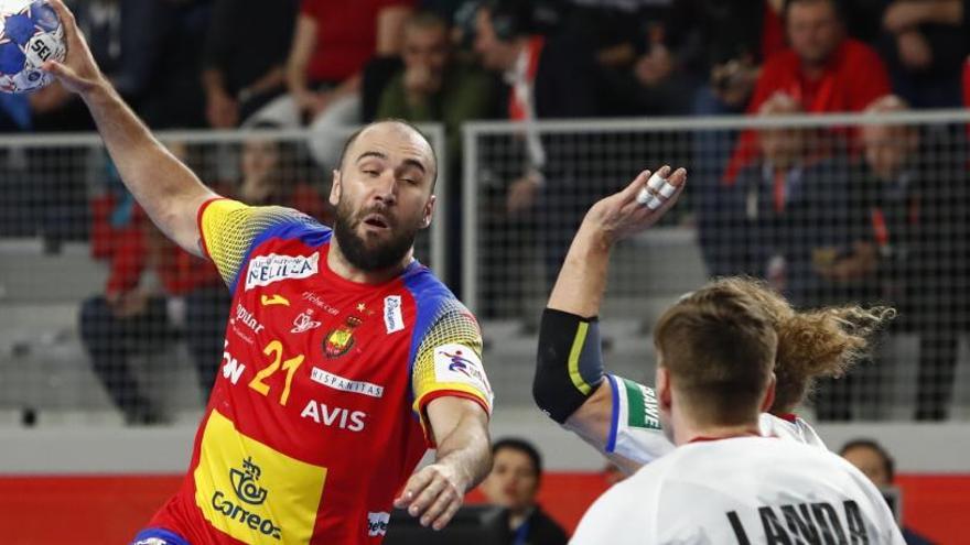 Los &#039;Hispanos&#039; debutan en el Europeo de balonmano con autoridad y victoria