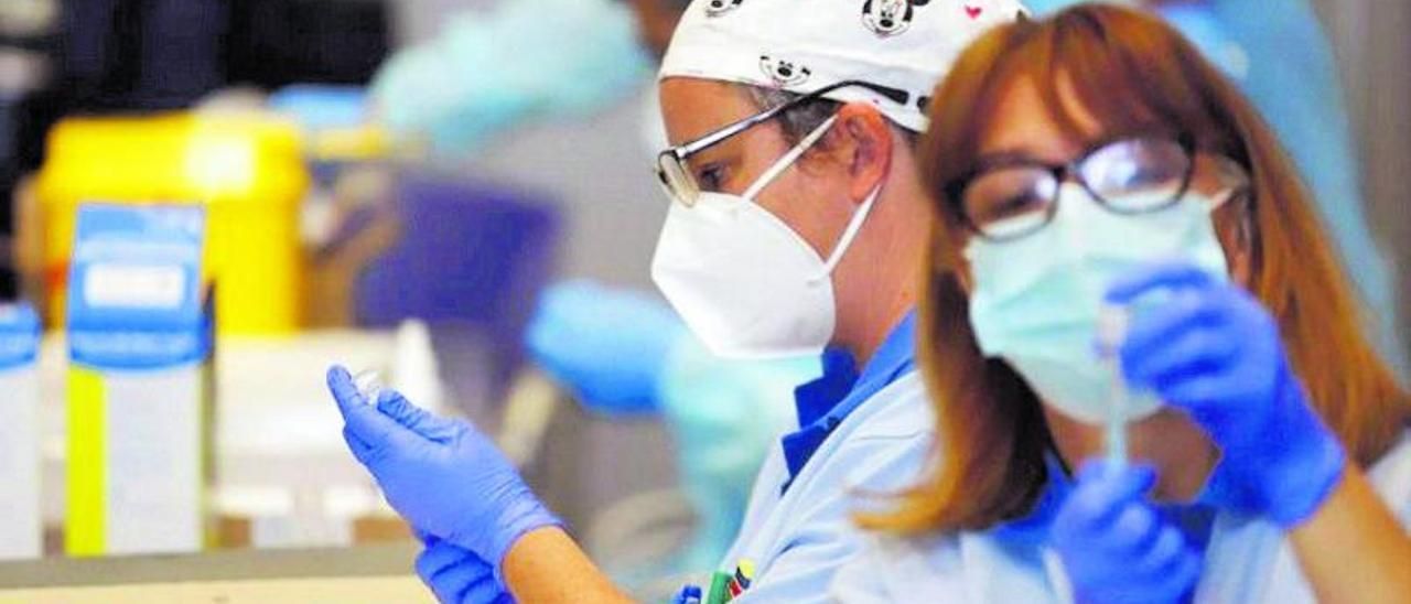 La Atención Primaria tiene nombre de mujer en Andalucía, las médicas encabezan las plantillas en los centros extrahospitalarios.