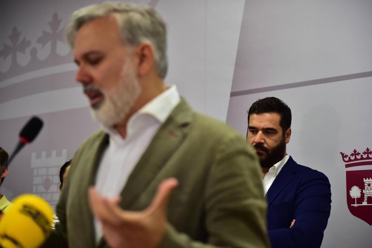 Fotogalería | La rueda de prensa de despedida de Fernando Pizarro, en imágenes