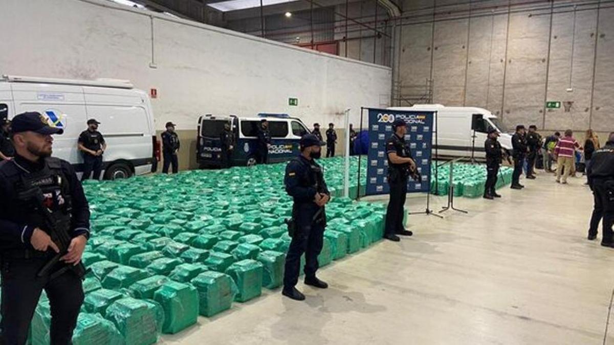 Incautación de la cantidad récord de droga en España; Óscar Sánchez estaba detrás.
